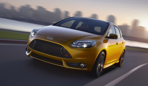 2012 FORD Focus ST (2012)