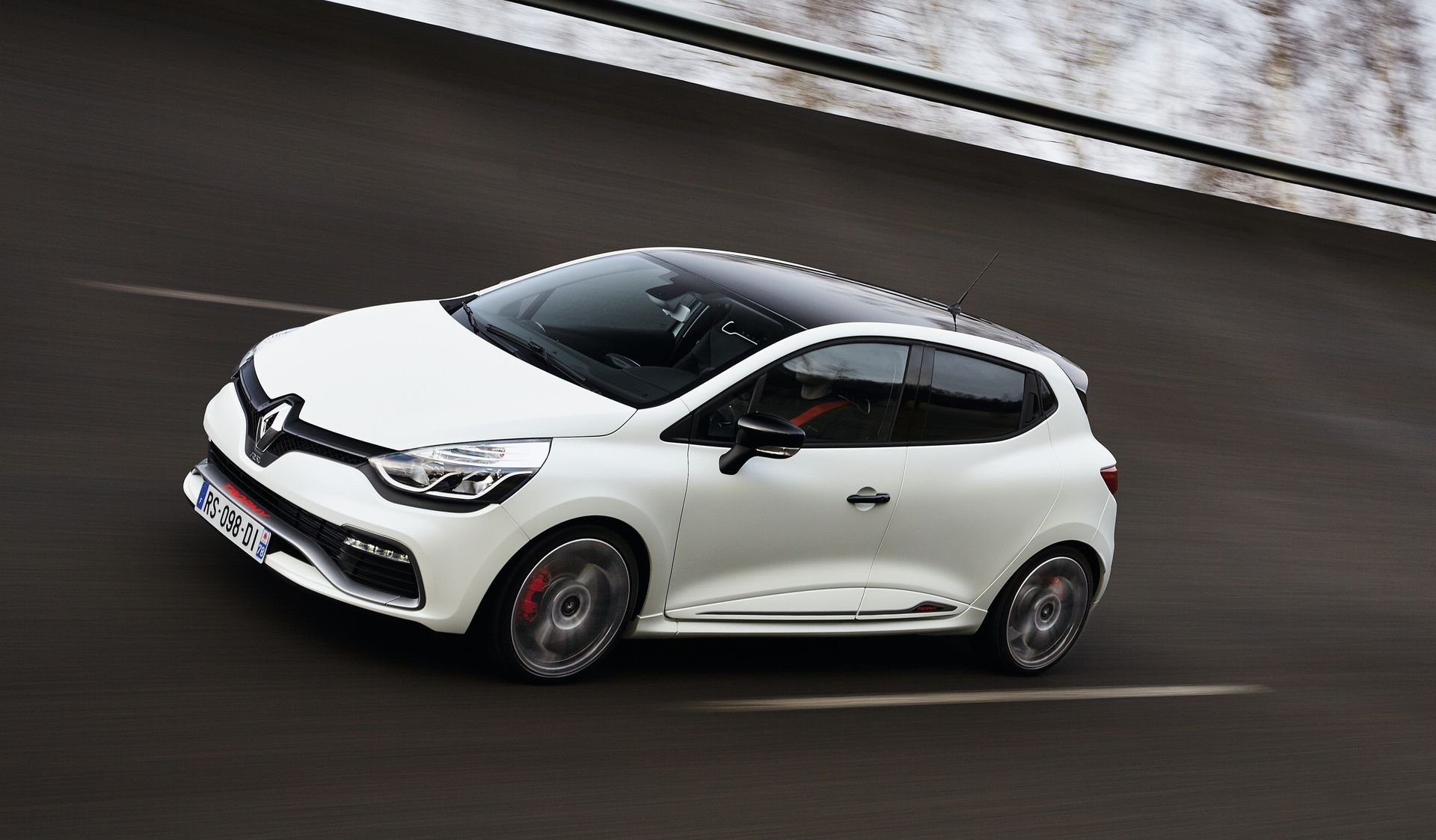 Photo n°2 RENAULT Clio 4 RS Trophy RSIAUTO