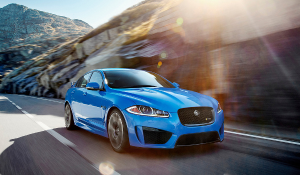 Plus de photo de la JAGUAR XFR-S