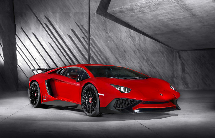 Plus de photo de la LAMBORGHINI Aventador LP 750-4 SV