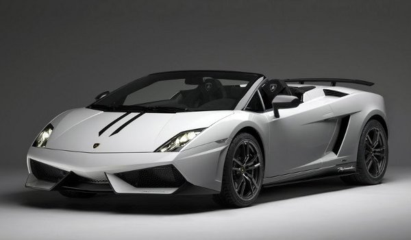 Plus de photo de la LAMBORGHINI Gallardo LP570-4 Spyder