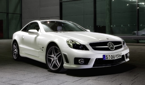 Plus de photo de la MERCEDES SL 63 AMG