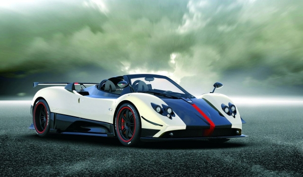 Plus de photo de la PAGANI Zonda Cinque Roadster