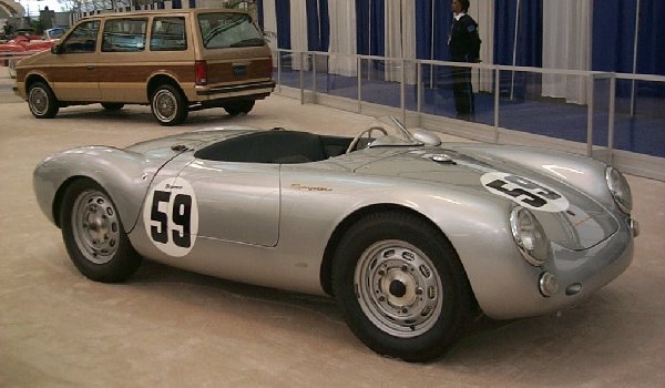 la PORSCHE 550 Spyder
