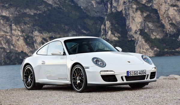 Plus de photo de la PORSCHE 911 Carrera GTS