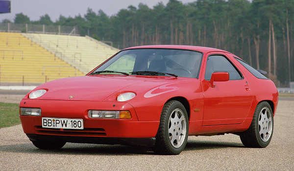 Agrandir la photo dela PORSCHE 928 GT